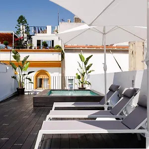 lujoso-apartamento-con-piscina.es-andalucia.com/